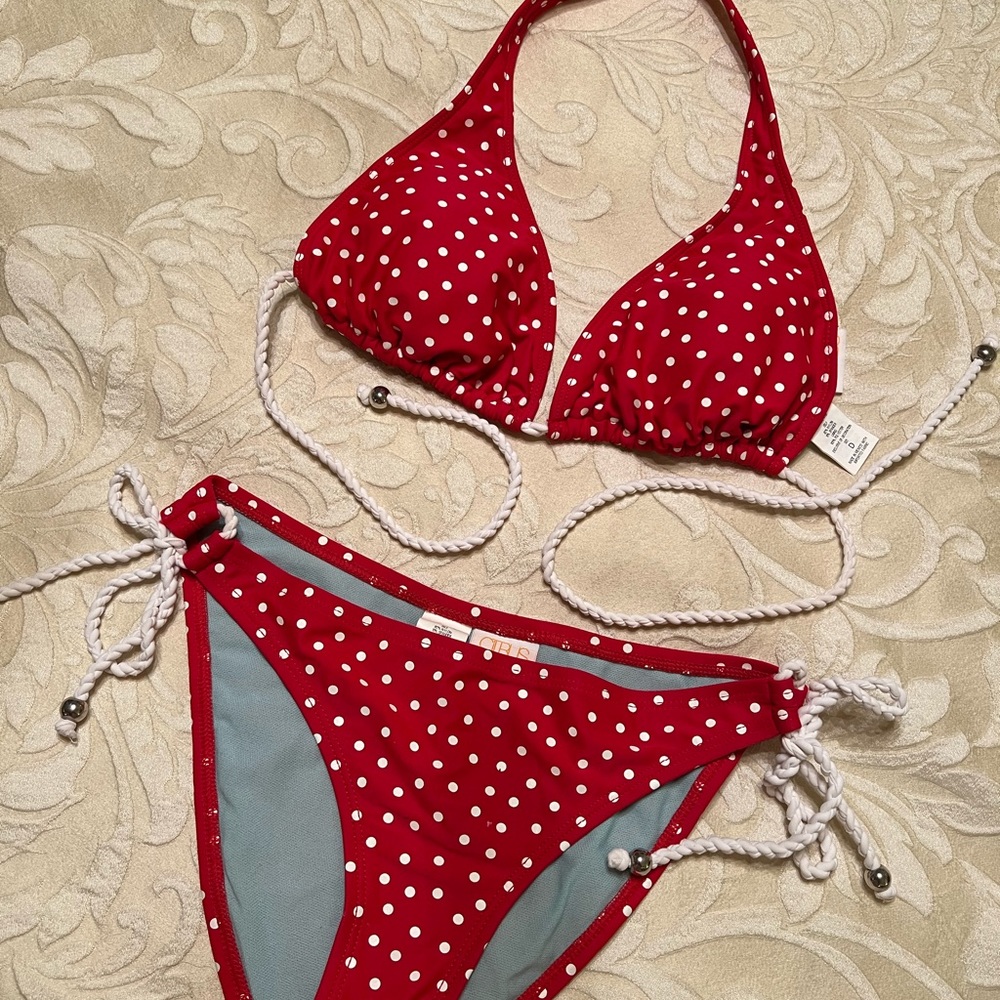 Bathing suit